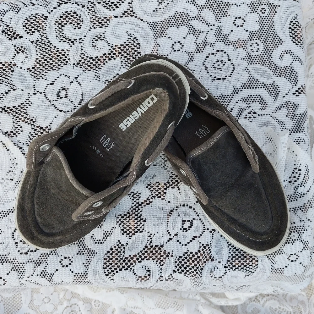 Juniors size 1 All Star Converse Gray Loafer Slip-On Moccasin Boat Shoes